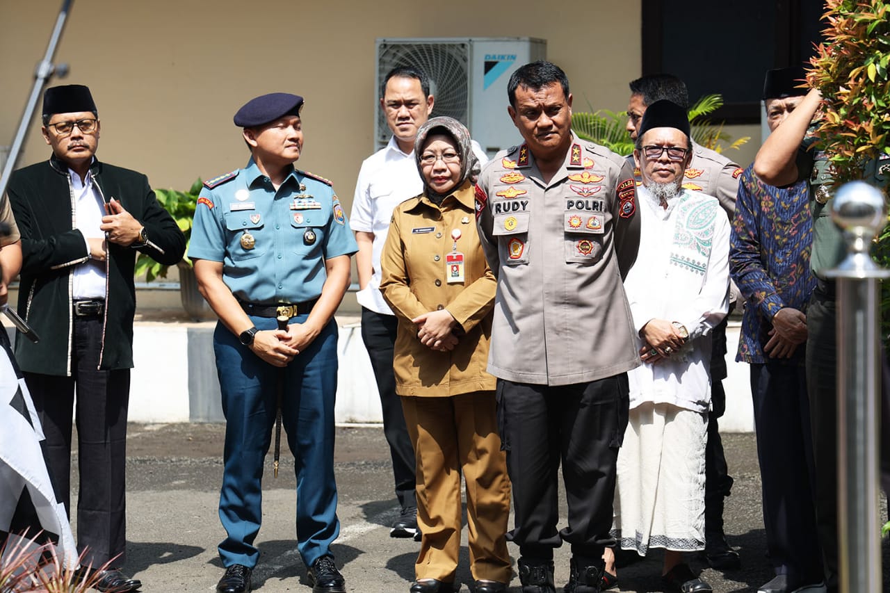 Plh Sekda Virgojanti Hadiri Rangkaian Peringatan HUT Bhayangkara ke-77