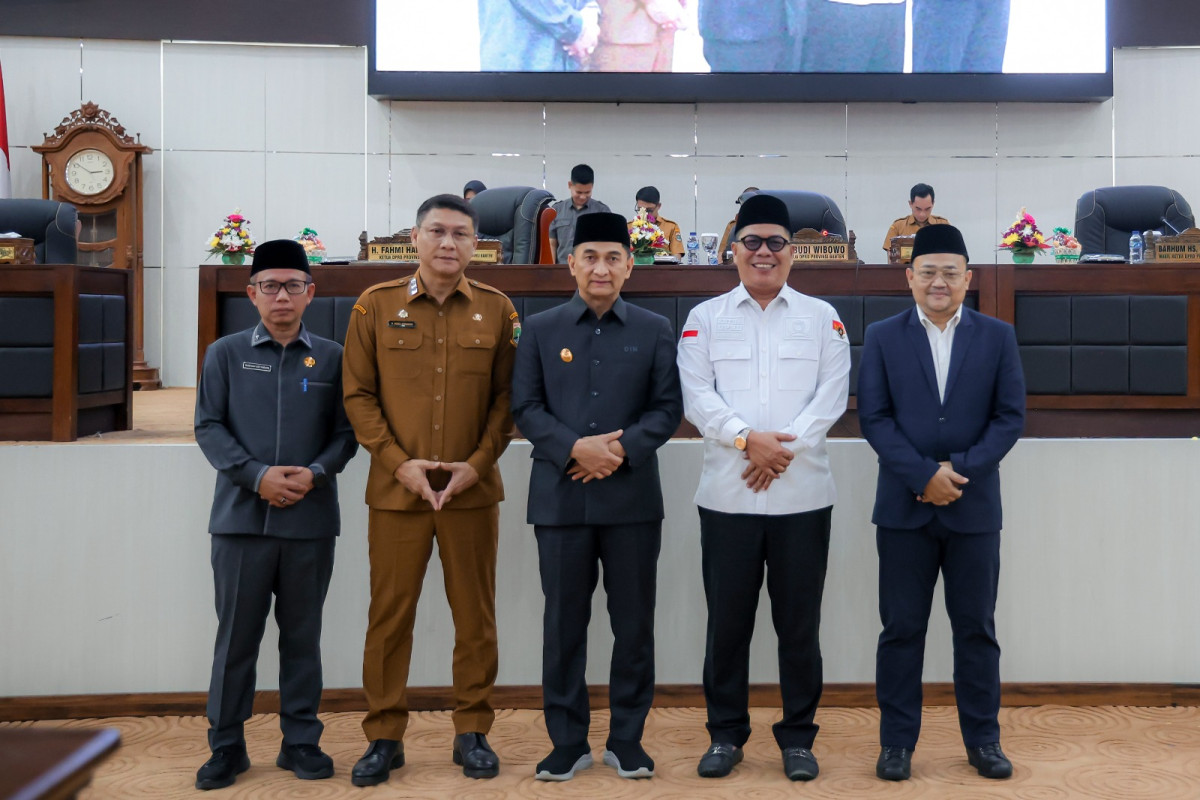 Wagub Dimyati Hadiri Paripurna DPRD, Pemprov Banten Apresiasi Pembahasan Dua Raperda Strategis