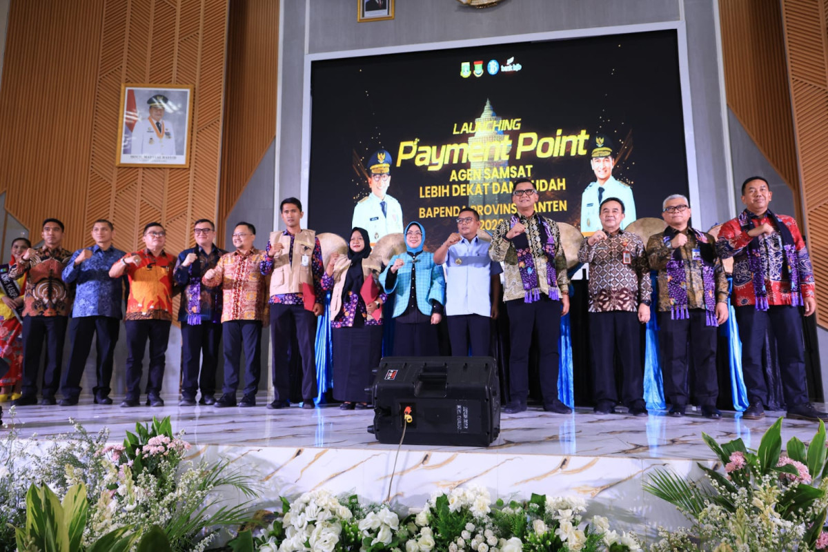 Gubernur Andra Soni Resmikan Payment Point Gerai Samsat untuk Permudah Layanan Pajak
