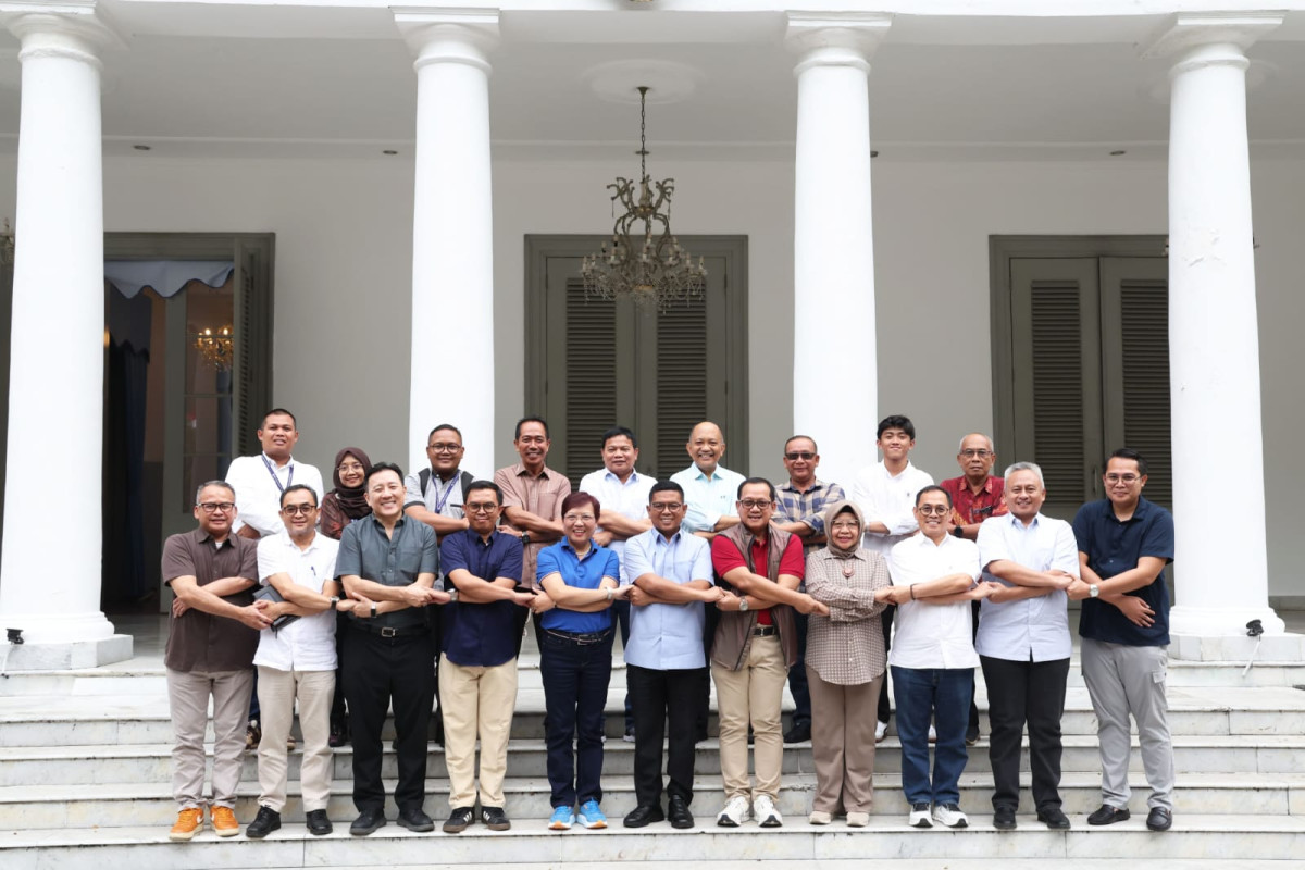 Gubernur Andra Soni Gagas Proyek Percontohan SMK Link and Match dengan Industri untuk Tekan Pengangguran