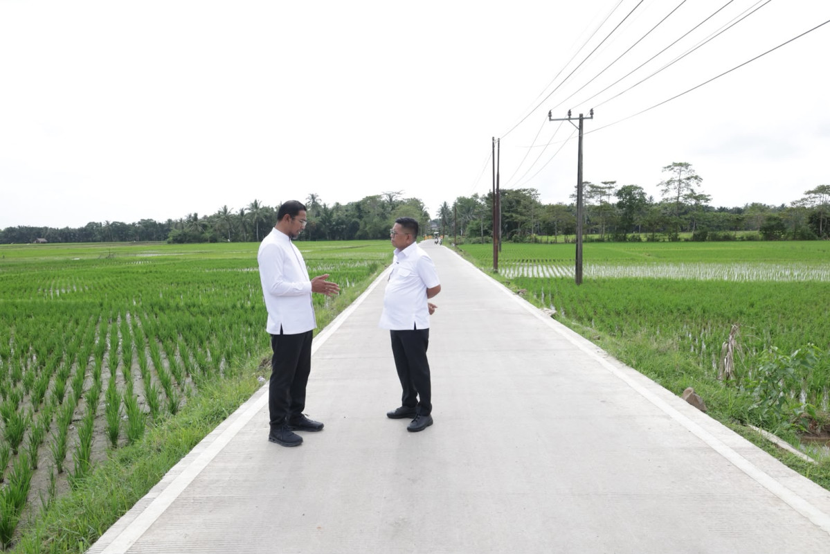 Program Bang Andra Perkuat Konektivitas Desa dan Dorong Pertumbuhan Ekonomi Banten