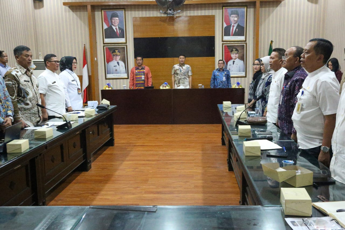 Sekda Provinsi Banten Deden Apriandhi H Bahas Hasil Survei Lokasi Rencana Dapur SPPG