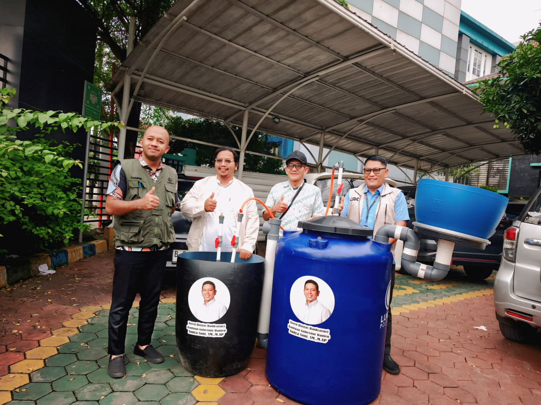 Gubernur Andra Soni Gencarkan Pengolahan Sampah Organik dari Sumber, Toren POC Disalurkan ke TPS3R Tangsel