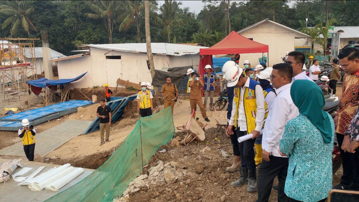 Tinjau Sekolah Rakyat Pandeglang, Gubernur Andra Soni Pastikan Pembangunan Sesuai Target