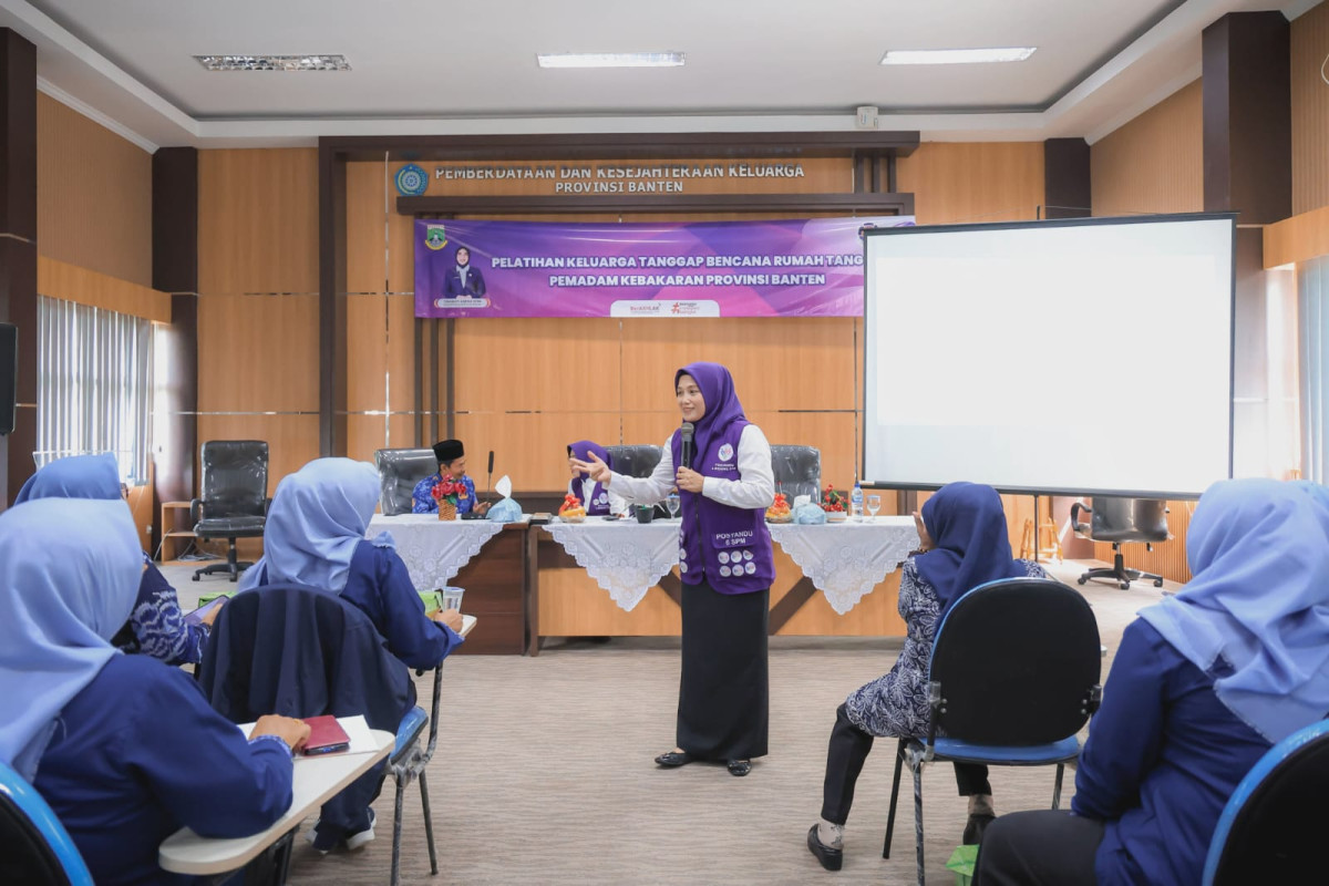 Tinawati Andra Soni Imbau Rumah Tangga Sediakan APAR untuk Antisipasi Kebakaran