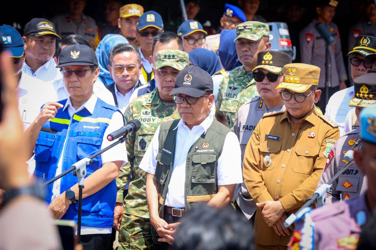 Dampingi Menko PMK dan Kapolri, Gubernur Andra Soni Pastikan Kesiapan Arus Mudik Nataru di Pelabuhan Merak