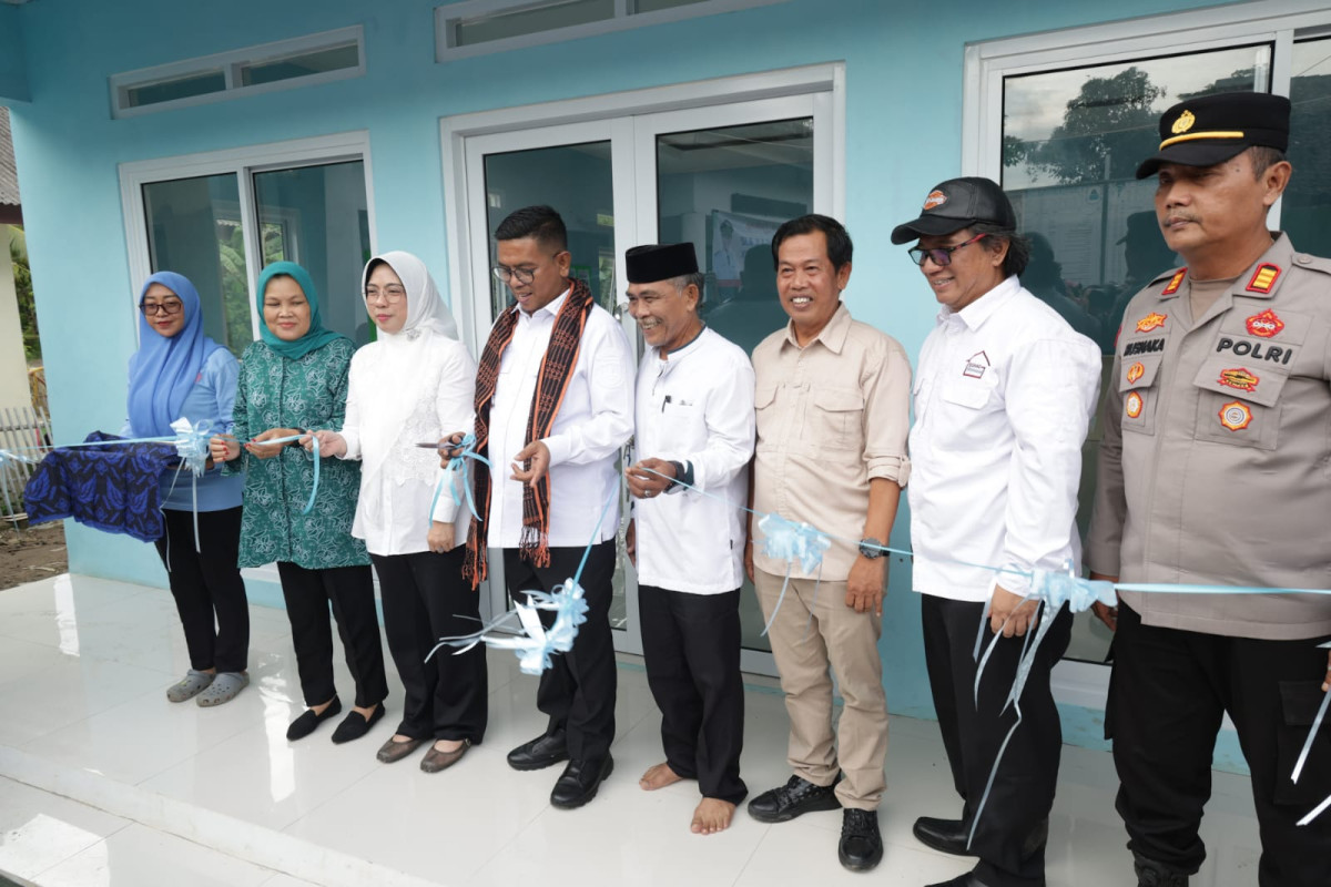 Gubernur Banten Andra Soni Resmikan Posyandra Desa Jagabaya di Lebak untuk Layani Masyarakat