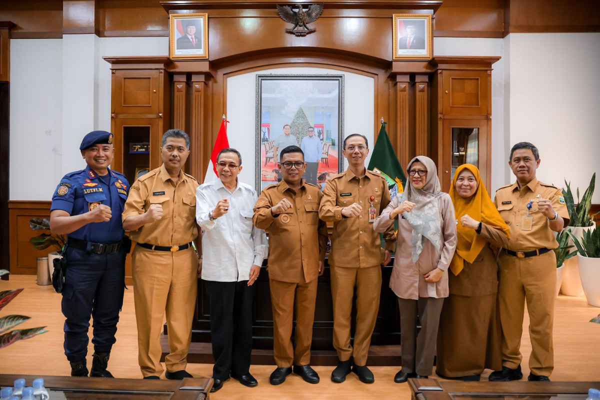 Gubernur Andra Soni Dialog dengan Rektor UMT, Bicara Sinergi Tingkatkan SDM Banten
