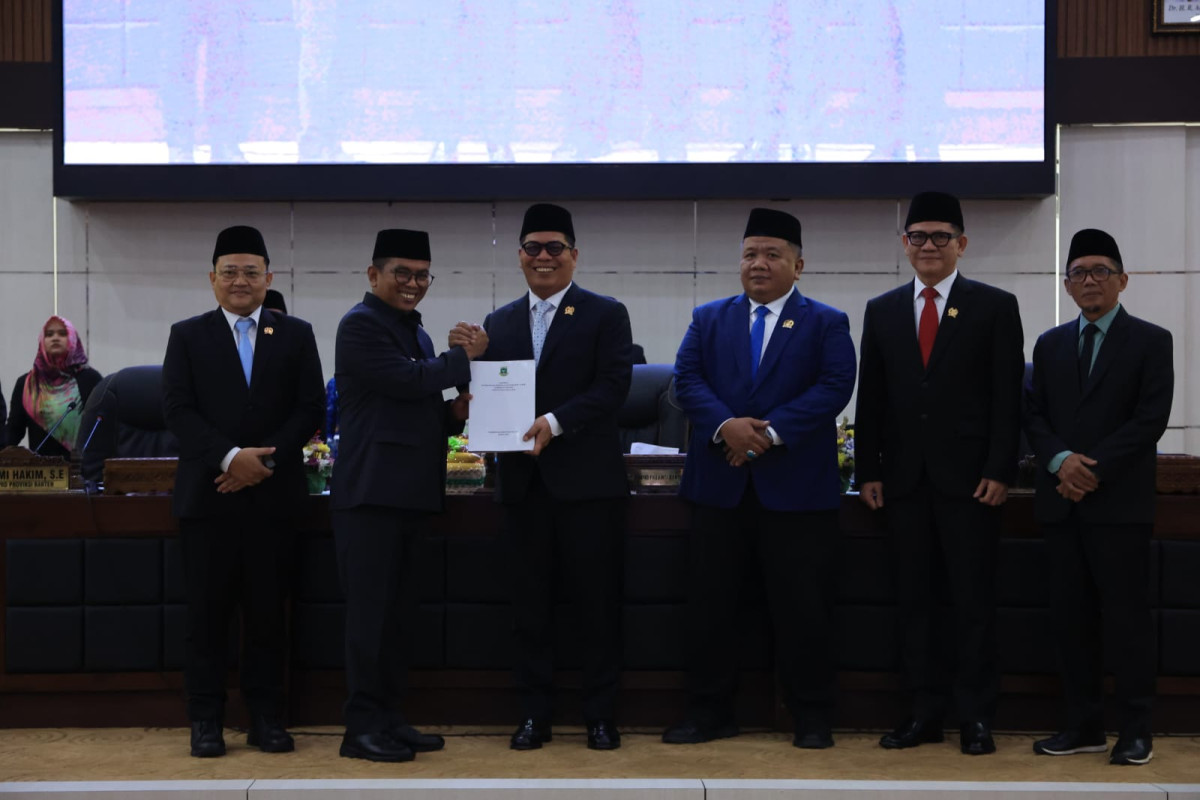 Gubernur Banten Andra Soni Paparkan Indikator Makro Tumbuh Positif di LKPJ Anggaran 2025