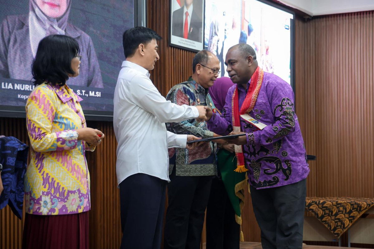 Tutup Diklatpim Tingkat II, Wagub Dimyati Tekankan Pentingnya Jiwa Kepemimpinan dan Integritas
