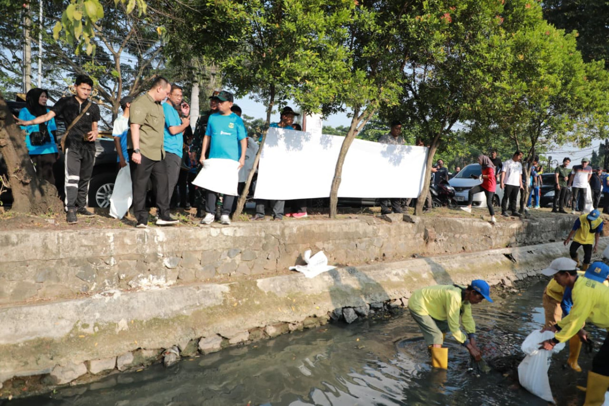 Korve Banten ASRI, Andra Soni Ajak Masyarakat Gotong Royong Peduli Urusan Sampah