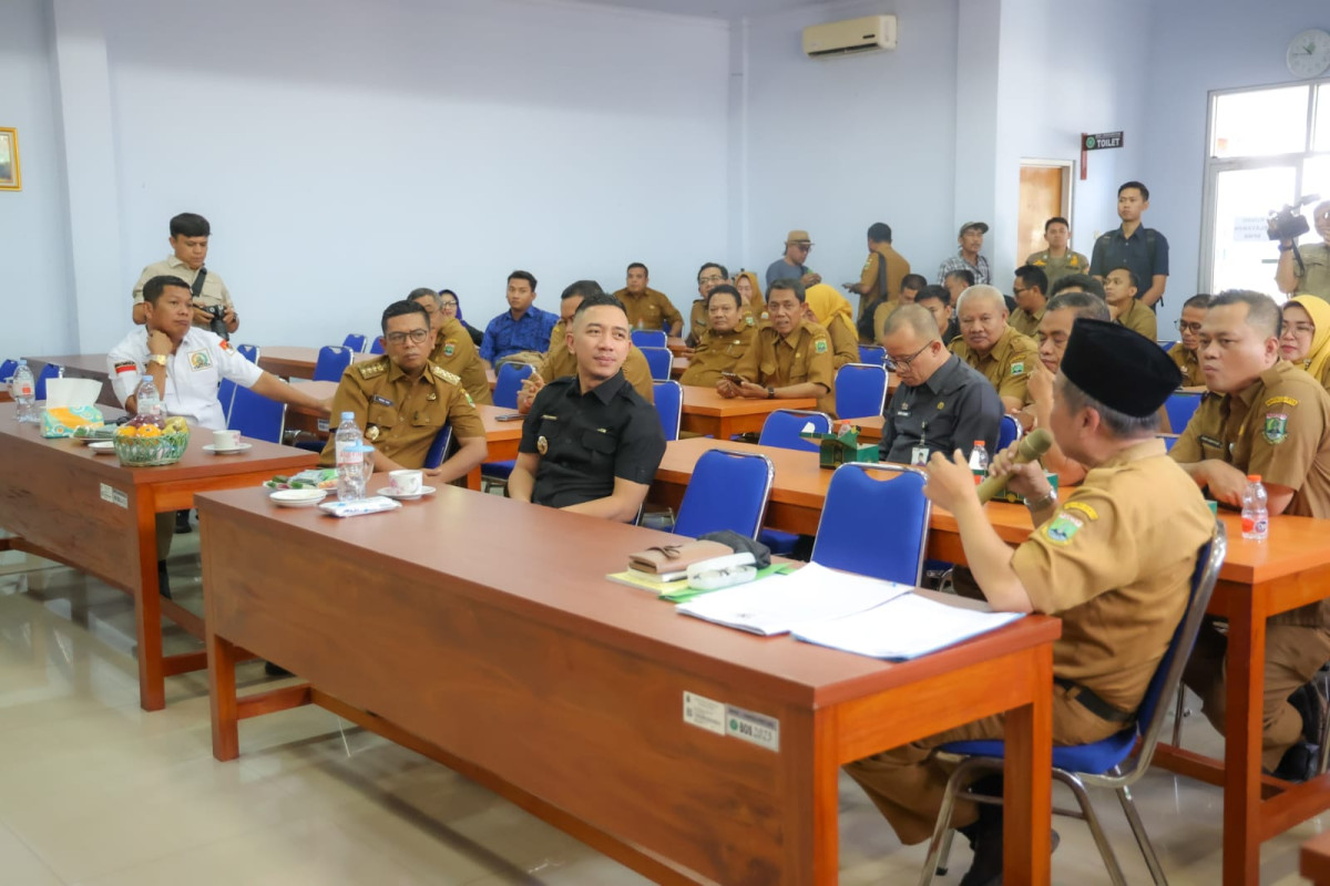 Gubernur Andra Soni Instruksikan SPMB Transparan dan Akuntable, Panitia Merasa Nyaman Tolak Intervensi