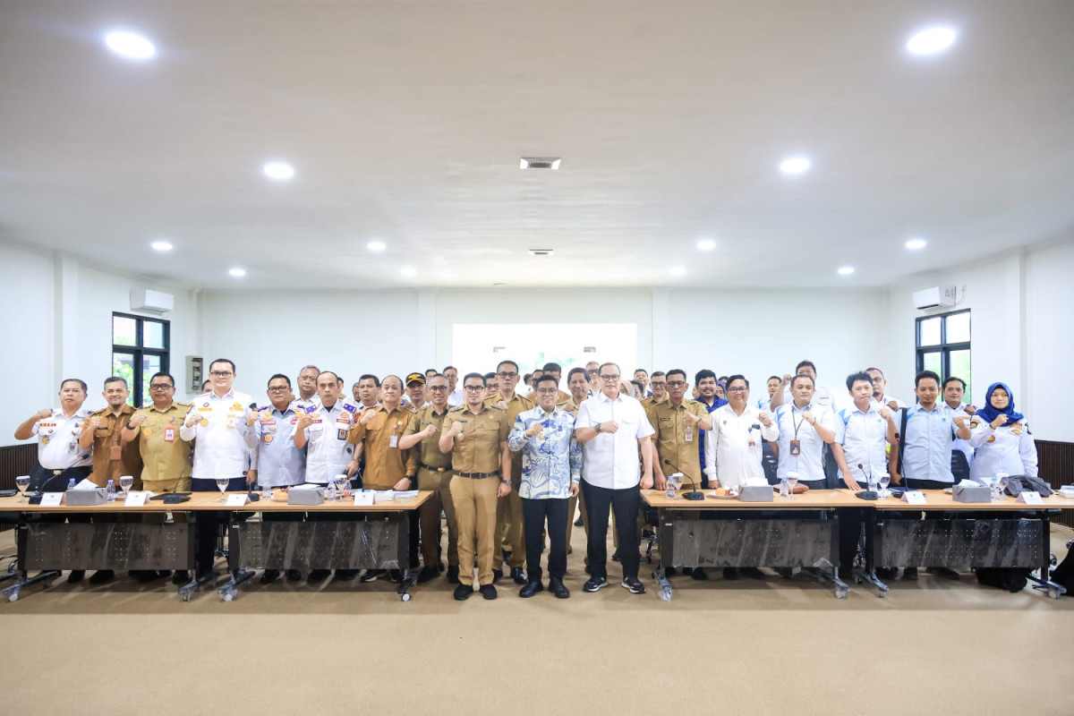Demi Keselamatan Warga, Gubernur Andra Soni Benahi Penanganan Penerangan Jalan Nasional di Banten