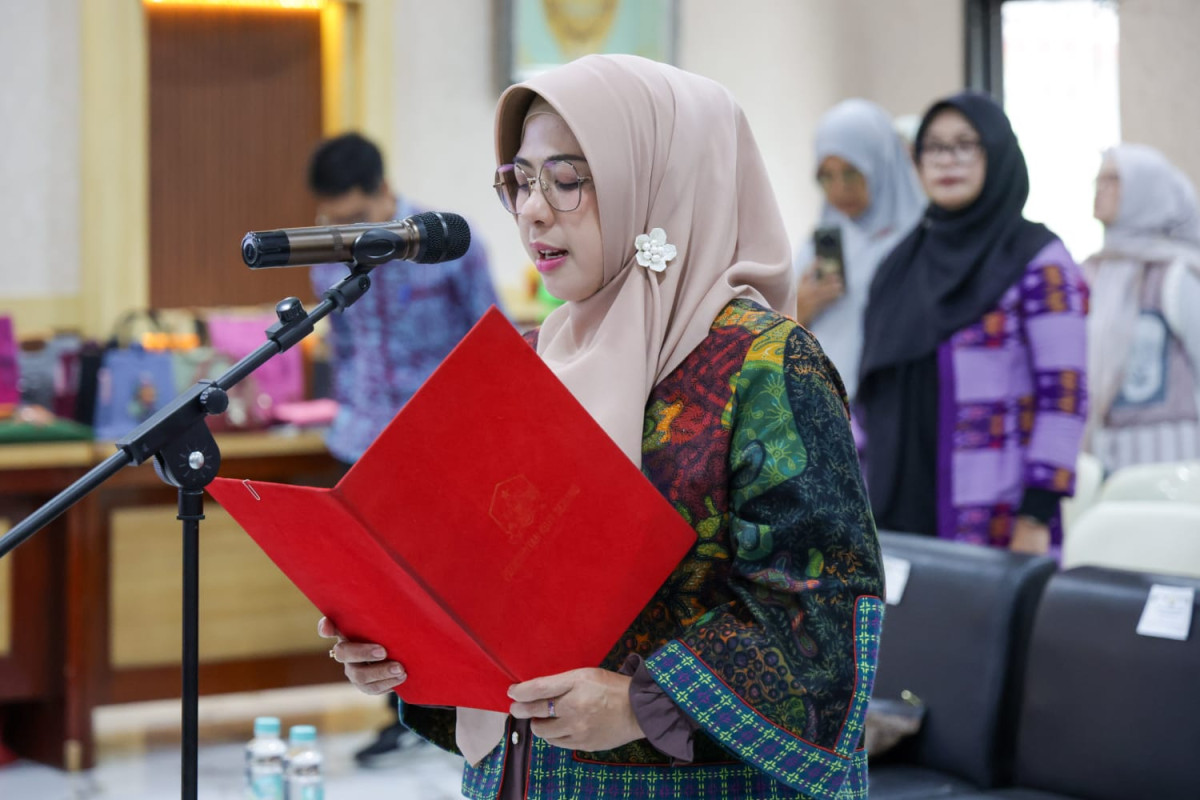 Tinawati Andra Soni Kukuhkan Dekranasda Kota Serang, Dorong UMKM Kreatif dan Inovatif