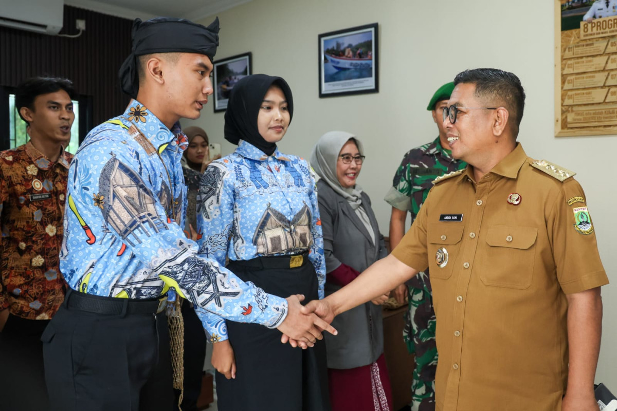 Gubernur Andra Soni Lepas Dua Putra-Putri Terbaik Banten sebagai Paskibraka Nasional 2026