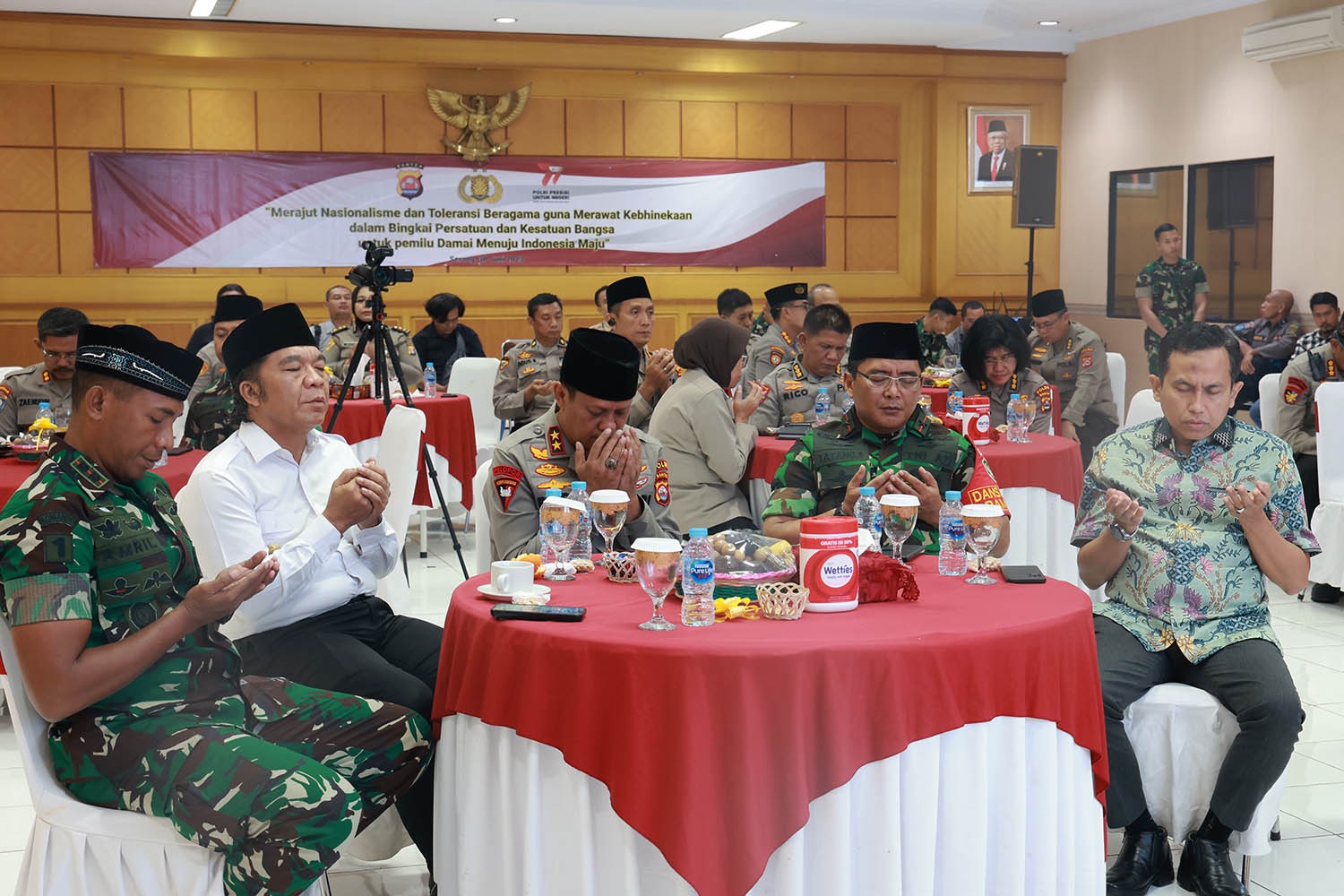 Pj Gubernur Banten Al Muktabar : Kerukunan Jaga Stabilitas Daerah